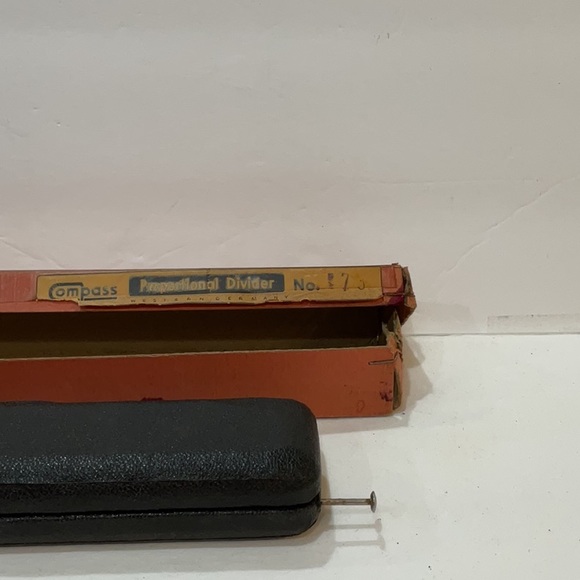 Three Architectural drawing measure & drawing tools lot - Picture 8 of 9